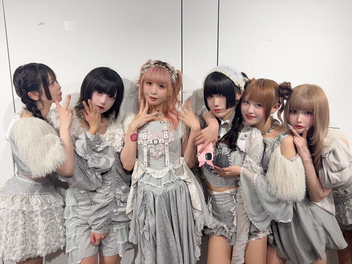 ___ZOCX___'s tweet photo. 「そのかわいいに用はない/超現実少女」発売記念リリースイベント
at 新宿マルイメン 屋上イベントスペース
ありがとうございました！

初TikTok撮影会楽しんでいただけましたでしょうか✨
次回のリリイベは6/27(土)大阪です！ https://t.co/UZy0L17UKw
