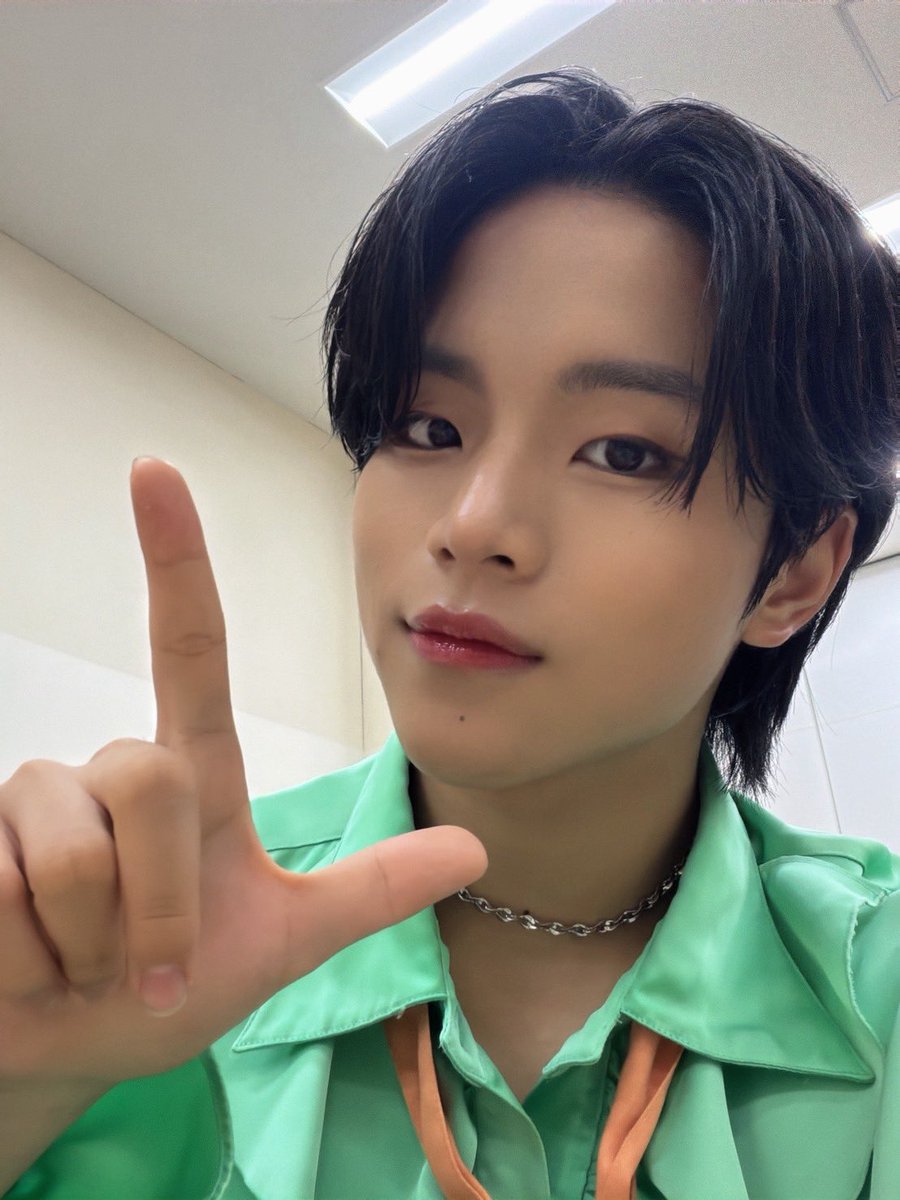 Lienel_official's tweet photo. 本日は、埼玉でのリリイベファイナルありがとうございました！！

たくさんのメロを有意義に消費できた期間でした。笑

気をつけて帰ってね

最高😃それではまた✌️

#武田創世 Instagram🧡
🔗https://t.co/7ZNZcs3VNb

#Lienel
#Lienel_メロコレ
#リエネルの思い出 https://t.co/cHu8zJiQt9