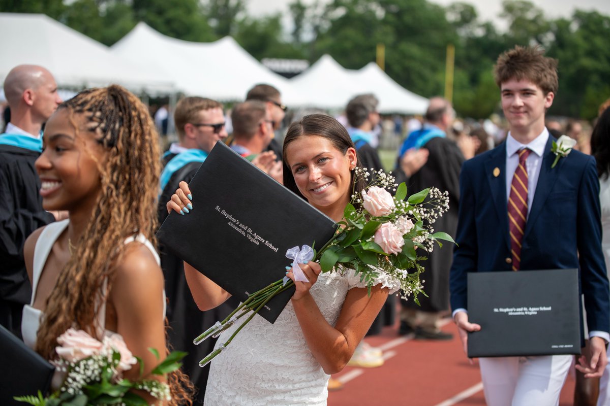SSSASsaints's tweet photo. Congrats to the #Classof2026 on their Commencement yesterday! Inspiring remarks from our speaker, Dr. Shana Crabtree '96, &amp; Valedictorian Ali Rouse '26...Ali's speech included a special tribute to her classmates, weaving each senior's Senior Chapel word throughout her remarks​! https://t.co/UlqVmkOgck