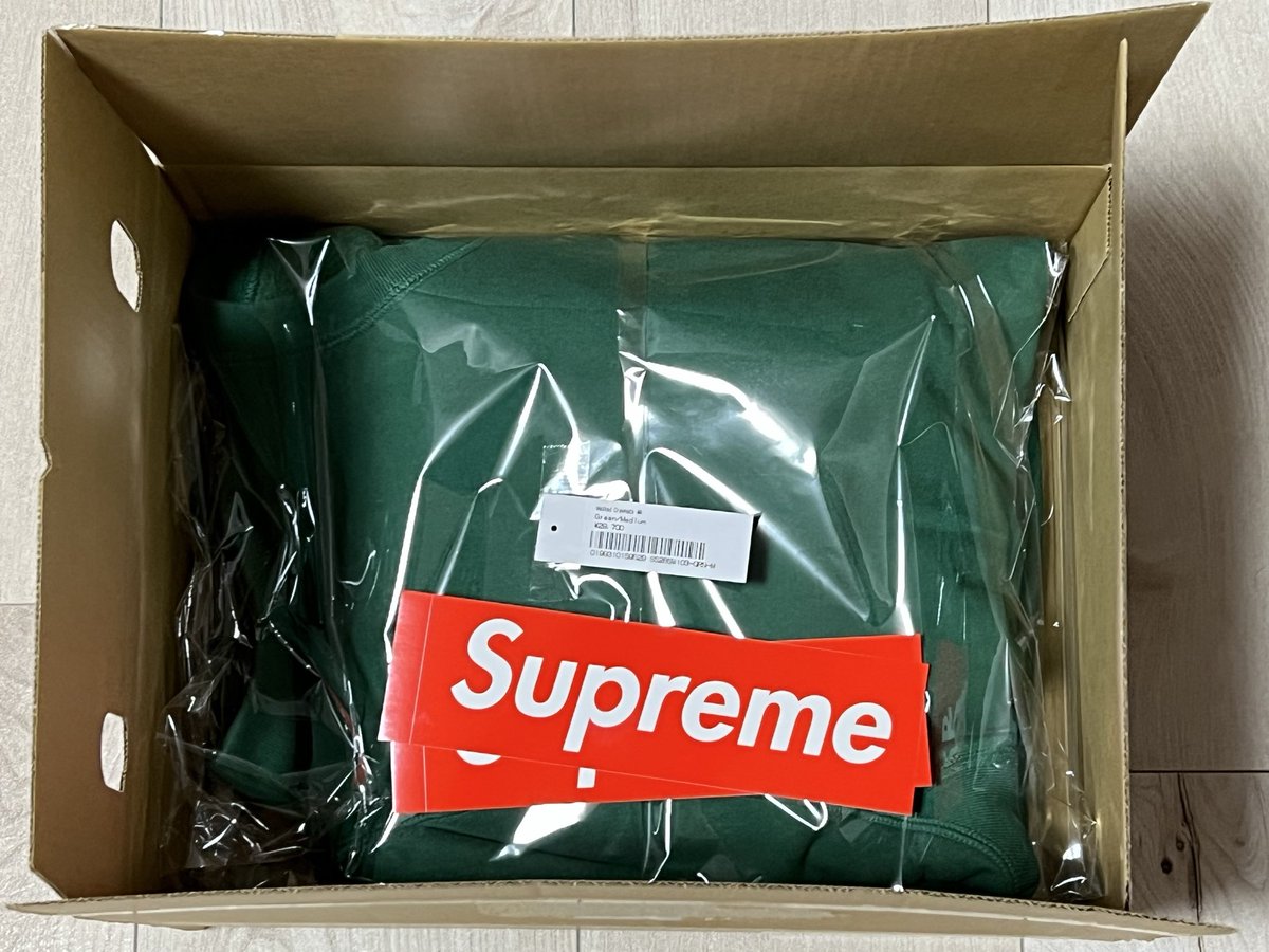 nicks2207's tweet photo. Supreme 2026SS week15
Washed Crewneck Green ！
#supreme2026ss
#supremewashed https://t.co/I8Um6eRpPe