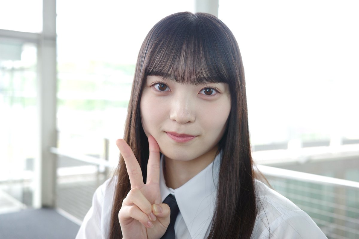 blog_photo_bot's tweet photo. #鶴崎仁香 『未来と過去、どちらに行きたいか？』 1/3
#にこにこぶろぐ
https://t.co/1w8xLwzmrl

#大野愛実 #蔵盛妃那乃 #佐藤優羽 #下田衣珠季 https://t.co/cvepkMJvac