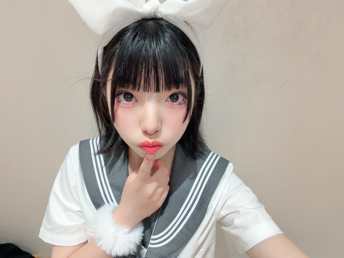 honeycomb_std's tweet photo. 💭ゆい💭

帰りにね、じゃがりこ食べたんだけど書く場所があったから書いてみた‼️
やっぱりまりんさん可愛い🐝❤️

今日も1日お疲れ様っ
明日からも一緒にがんばろーね❣️
おやすみぃ🌙 https://t.co/XVs3kLSQSA