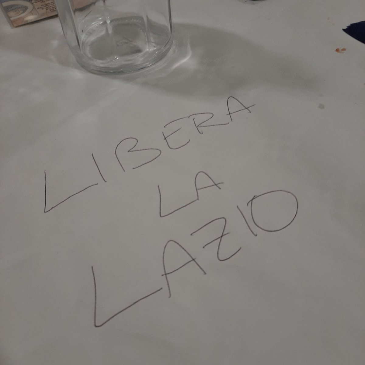 _papersss_'s tweet photo. Buona domenica https://t.co/xxPSNuJekx