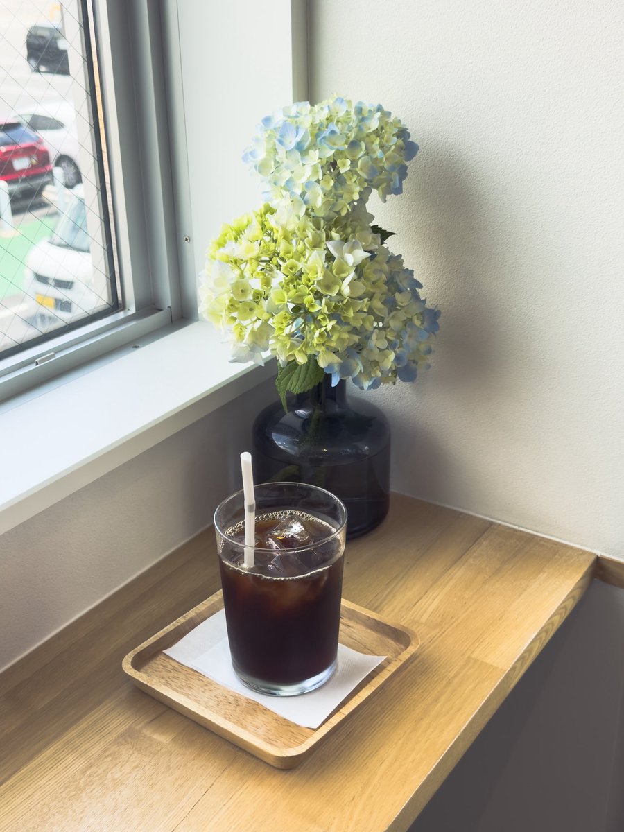 hideyan_ch's tweet photo. とっても素敵なカフェでまったりTime☕️ https://t.co/PXsnQTacRz