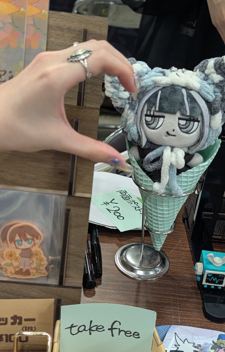 Calc393's tweet photo. ばぐさんとたけさんの2人にはスケブも描いて貰った感謝しかない🫶💚🧡 https://t.co/LQWVnx7Hd8
