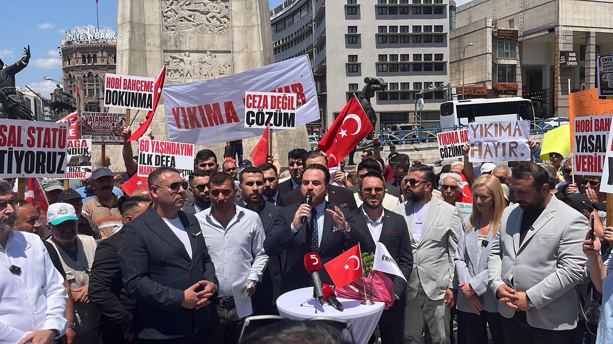KutukogluMithat's tweet photo. Burdan yükselen ses, yalnızca hobi bahçesi sahiplerinin değil; mülkiyet hakkına, emeğine ve geleceğine sahip çıkan milyonların sesidir. Çözüm ceza ve yıkım değil, adil bir yasal düzenlemedir.

#HobiBahçemeDokunma
#YapıKayıtMeclise
#7HazirandaYapıKayıtAnkarada https://t.co/mJJ2wkCLRq