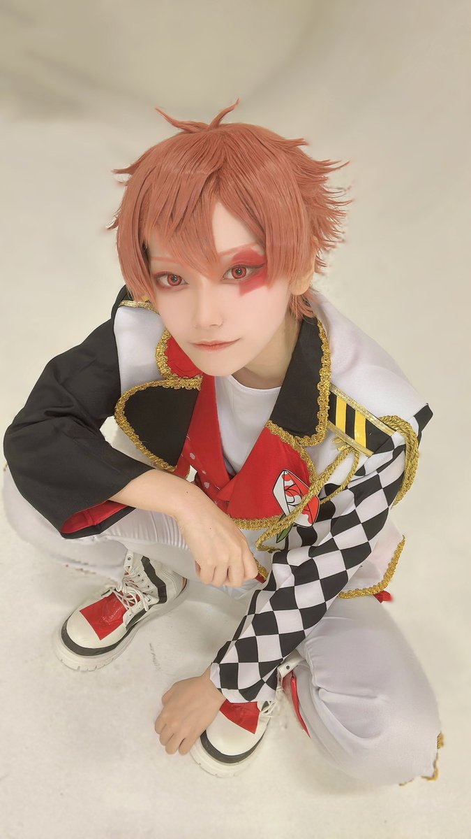 kurourame_cos_'s tweet photo. #鴉の寮服併せ 
本日‼️やってきました‼️‼️
レイヤーもカメラマンもアシスタントも天才たちばかり❗️✨️
どちゃ楽しかった！！！
撮れ高たくさん！！！！！！！！！ https://t.co/o2BzDzC5oC