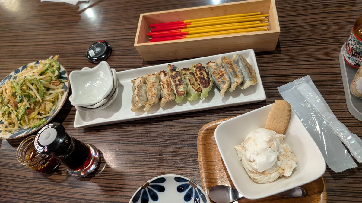_R_39_nt's tweet photo. 今日初めておっすの沖縄の店に行った。
58チャンプルーが美味すぎたわ😋 https://t.co/FNHLublw1C