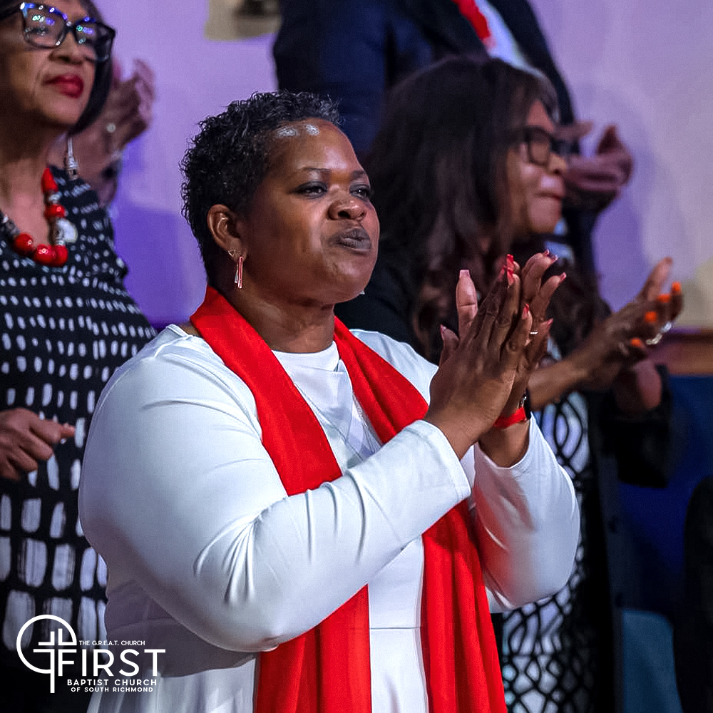 FBCTODAY's tweet photo. Put your hands together for another beautiful Sunday in the Lord’s presence!

Join us in person at one of our campuses, or watch online on Facebook or YouTube for our Sunday morning worship services!

📍 Iron Bridge Campus – 9:15 a.m.
📍 Hull Street Campus – 11:30 a.m. https://t.co/GNMy4PitRO