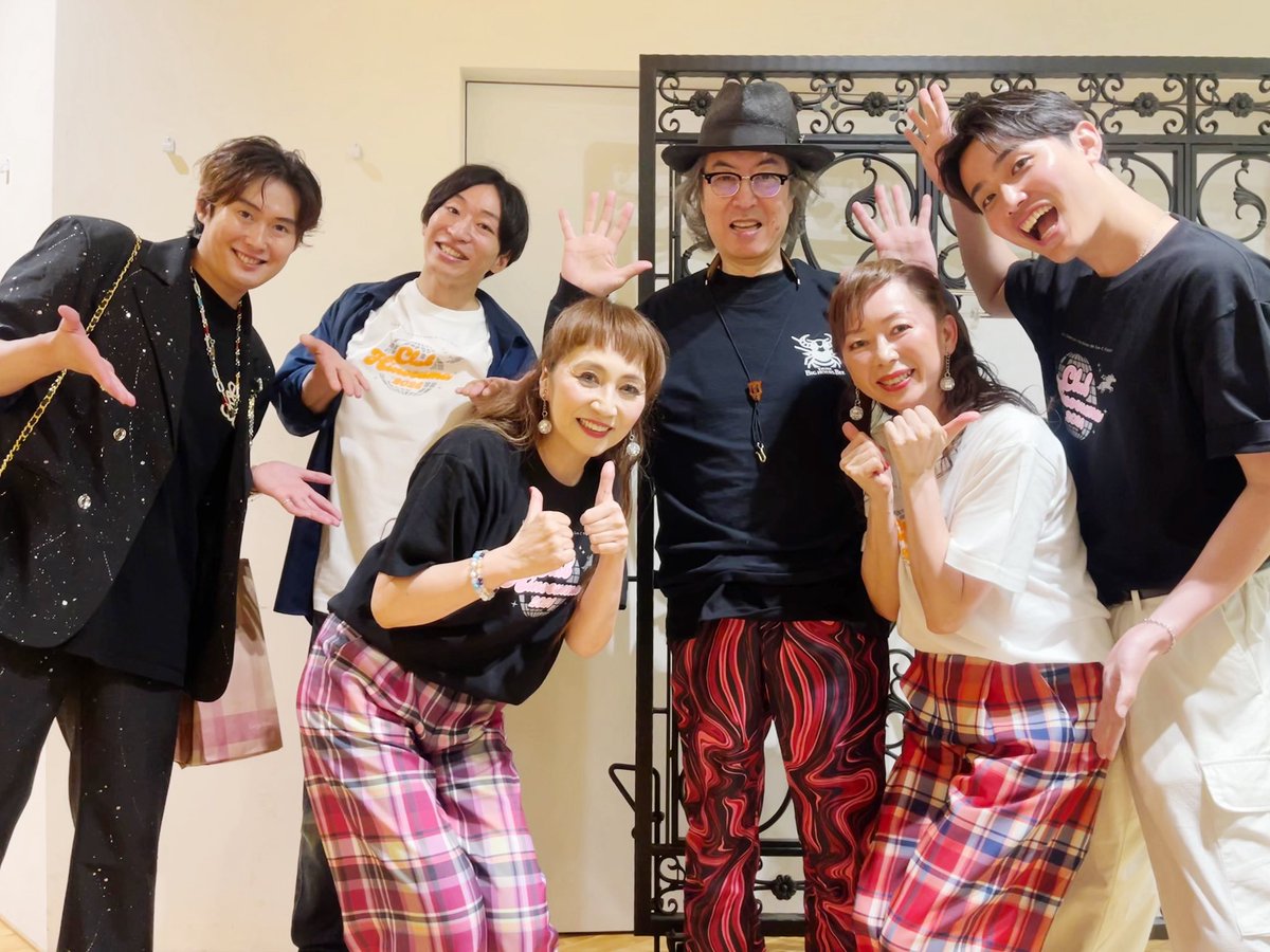 iida_takuya's tweet photo. シューク・フラッシュさんのLIVE😆✨🤟

以前踊らせていただいた曲もあって大はしゃぎ🕺✨

一緒に踊って盛り上がれる曲やおもしろい曲もたくさんあって最高でした！！

おつかれさまでした🙌

そして会場で自分にもお声がけくださった皆さま、ありがとうございました！

お話しできて嬉しかったです☺️ https://t.co/yc5u8foTRa