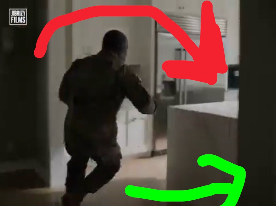 DR76104's tweet photo. @MahadiFX0 Nigga slid off the counter instead of just running to that side wtf😭🥴 https://t.co/nrJKdazSVG