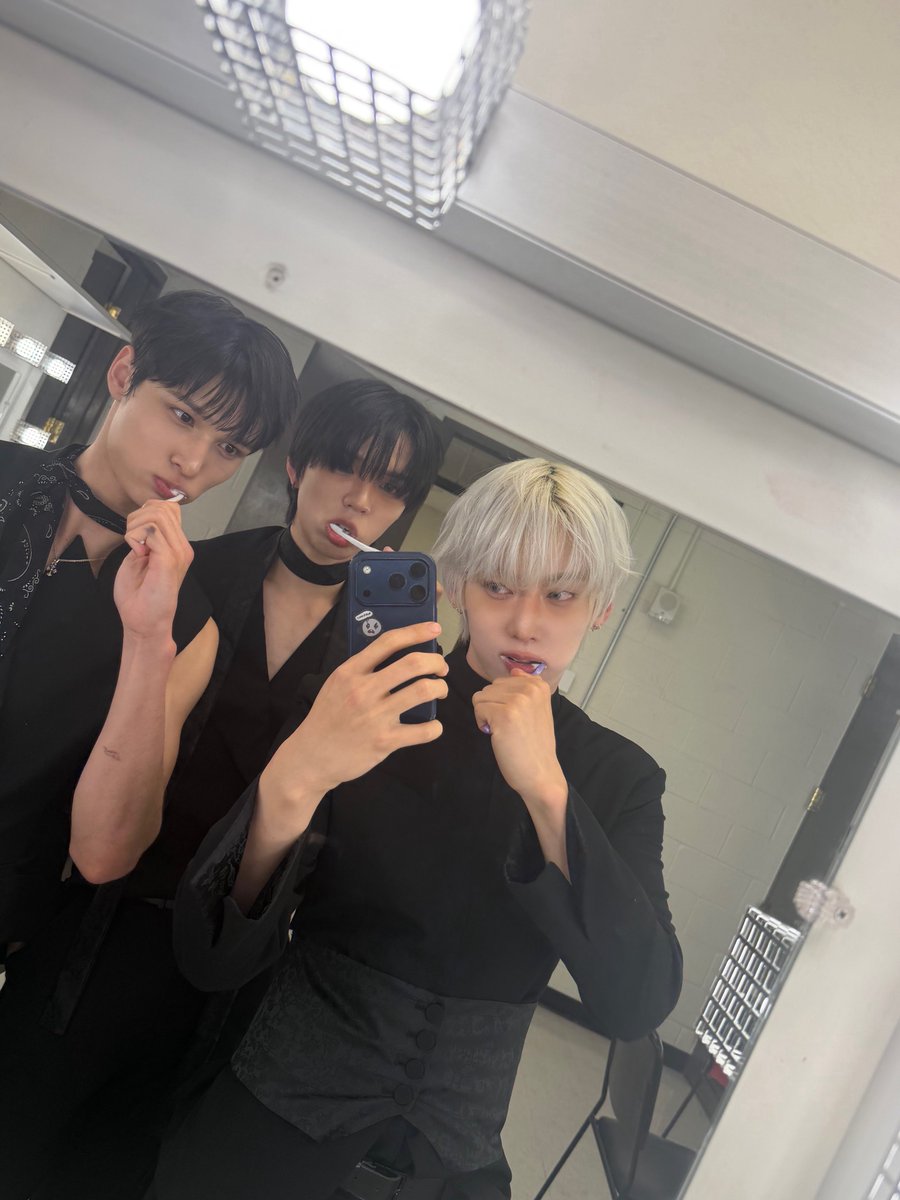 nkd_db's tweet photo. 우하하하ㅏ하하하핳 저요🫶 https://t.co/qRtQh2rQFT