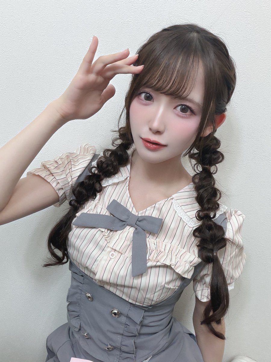 tanda_hazuki's tweet photo. ⋱6月 めじるしチャーム ネトサ☔️☁️⋰

ありがとうございました.ᐟ.ᐟ.ᐟ.ᐟ♩
みんなのお名前かけて
あとは届くのを楽しみに待つだけ🫶🏻

これからやってくる梅雨も怖くないね
夏はハンディファンにつけたりしちゃうよ
みんなのお気に入り教えてね☾ https://t.co/nyDBwIHv80