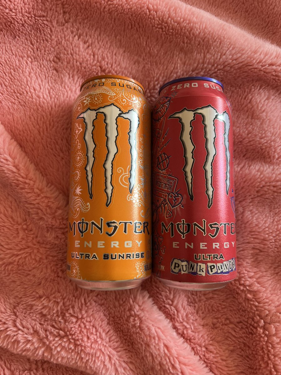 berriesnbones's tweet photo. which should i try today i haven’t had these flavors yet ૮꒰ྀི∩´ ᵕ `∩꒱ྀིა https://t.co/ojRRzI22Fa