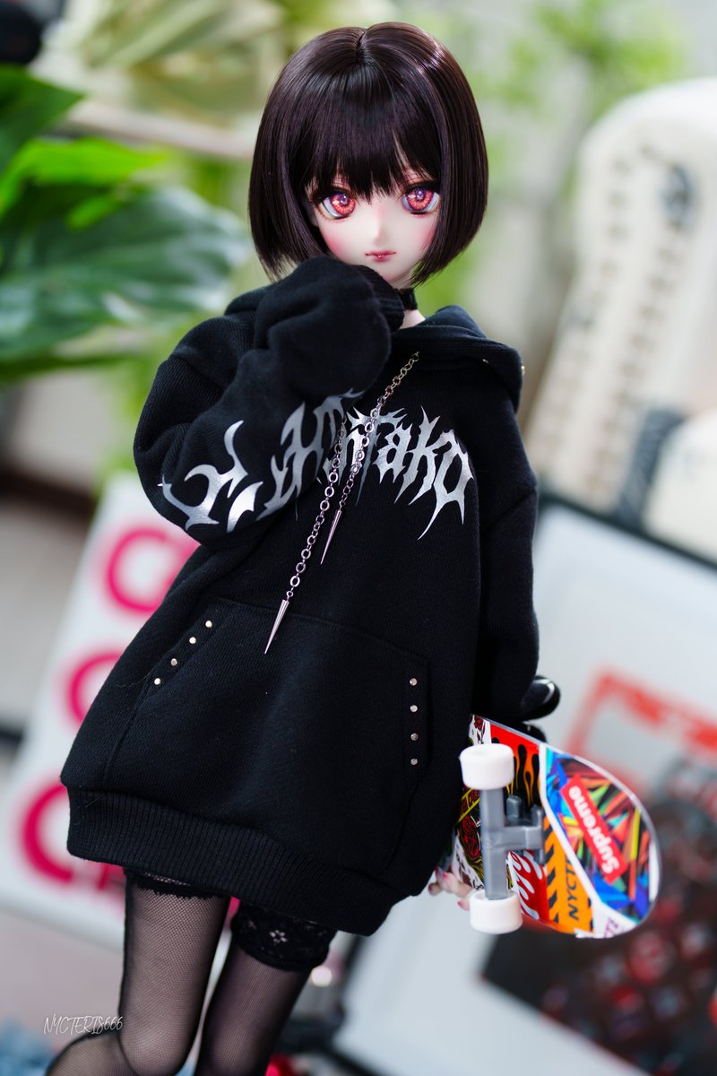 NYCTERIS666's tweet photo. 【RPしてくださるとうれしいです🎵】
大人っぽいもあざといもイケる０９お姉さんを出品しました🌟
濃いめのアイメイクとダークトーンなリップが特徴の子です😊水曜夜までおうち探しします🏠
よろしくお願いいたします
※URLはリプ
#にゅくてりこ https://t.co/5btQP2vchF