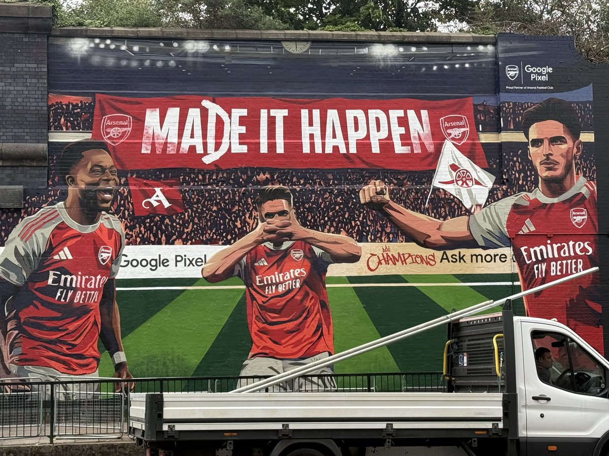 10akhil's tweet photo. Over the last month, I must have had over 300-350 contacts about various things (Budapest, STs, screening, parade, various ticketing things) - always happy to help of course &amp; will continue to but joining the @AST_arsenal gives you more support / resource so I’d recommend it. https://t.co/YtYe3PHhtx