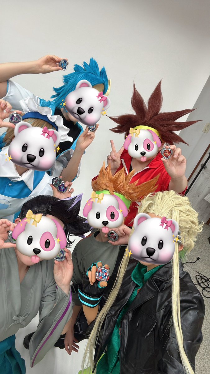noibeiaka's tweet photo. ベイブレード X撮影会〜〜 https://t.co/bXZ4brizLd