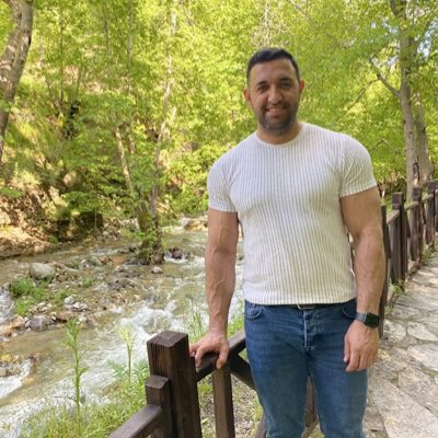 YcelAr464729's tweet photo. #YeniProfilResmi https://t.co/SI6sooR5ci