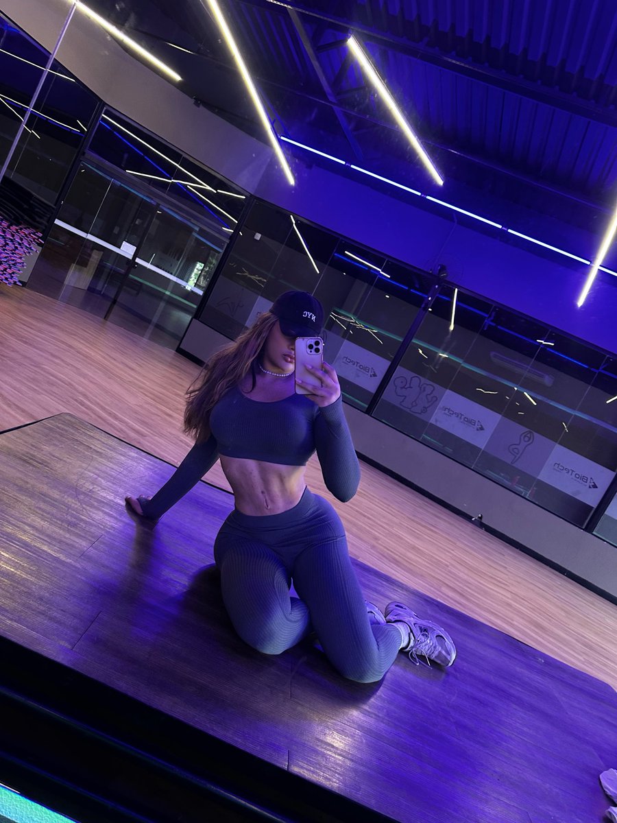 AmaylaFernandeZ's tweet photo. Pós treino, Suadinha 💦🍊
#chudai #bh #privacy https://t.co/1qgOrC74h2