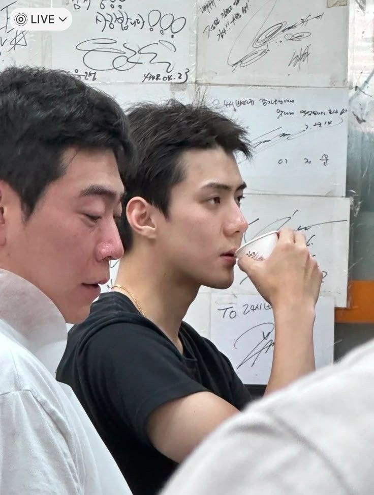 hourlyohsehun's tweet photo. the category is nose https://t.co/lJoTmjk7V5