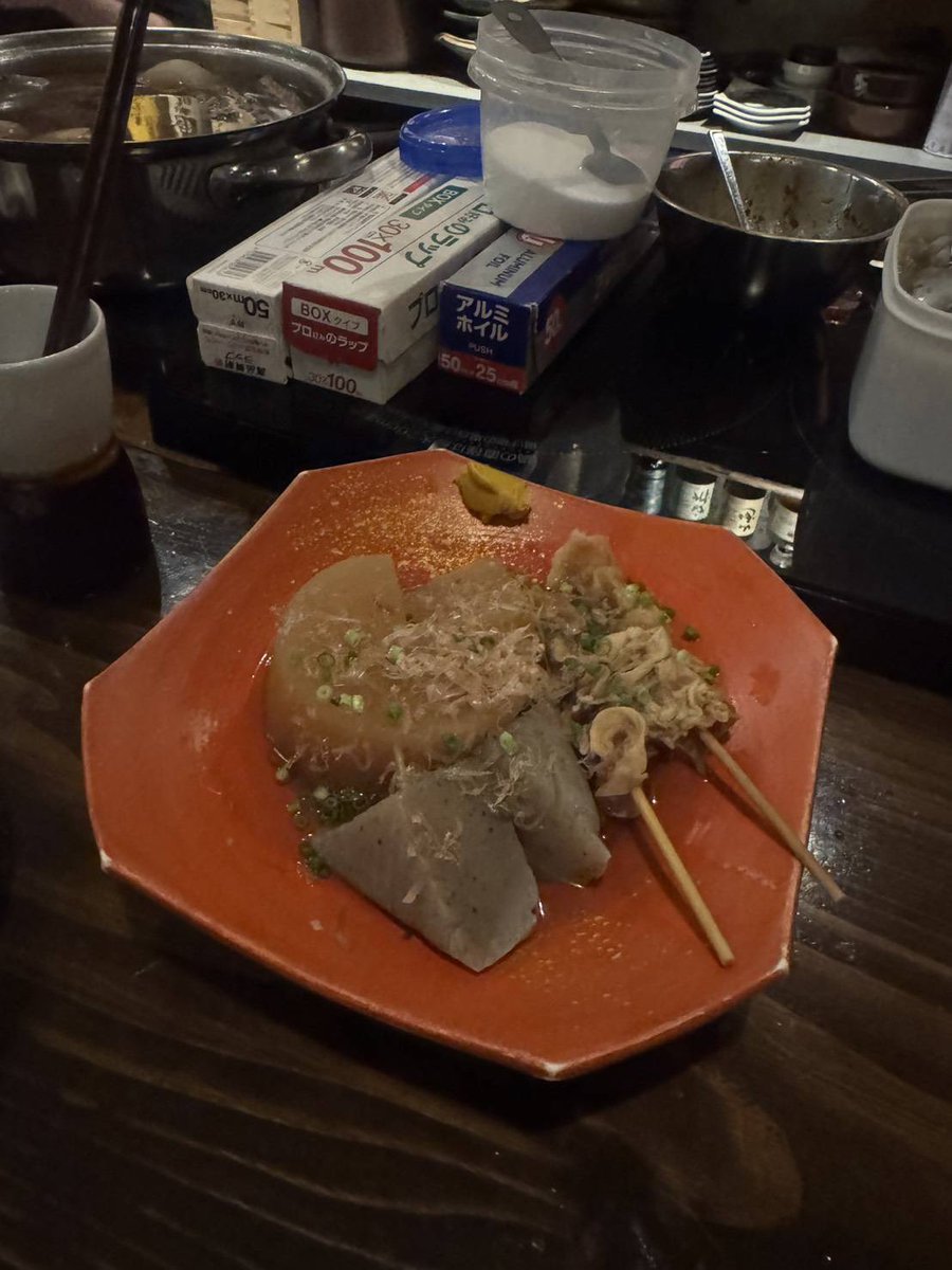 nekibi0's tweet photo. この一週間、いろんなお店で相当な種類のハイボール飲みました！

改めて思ったのは、高いウイスキーだから美味しいわけではないこと。どういうシュチュエーションで飲むか、誰と飲むかが大事だなと♪

普通の人よりはいろんなウイスキーに関しての知識があることで、一緒に楽しめて良かったです♪ https://t.co/t4lC0rROMd