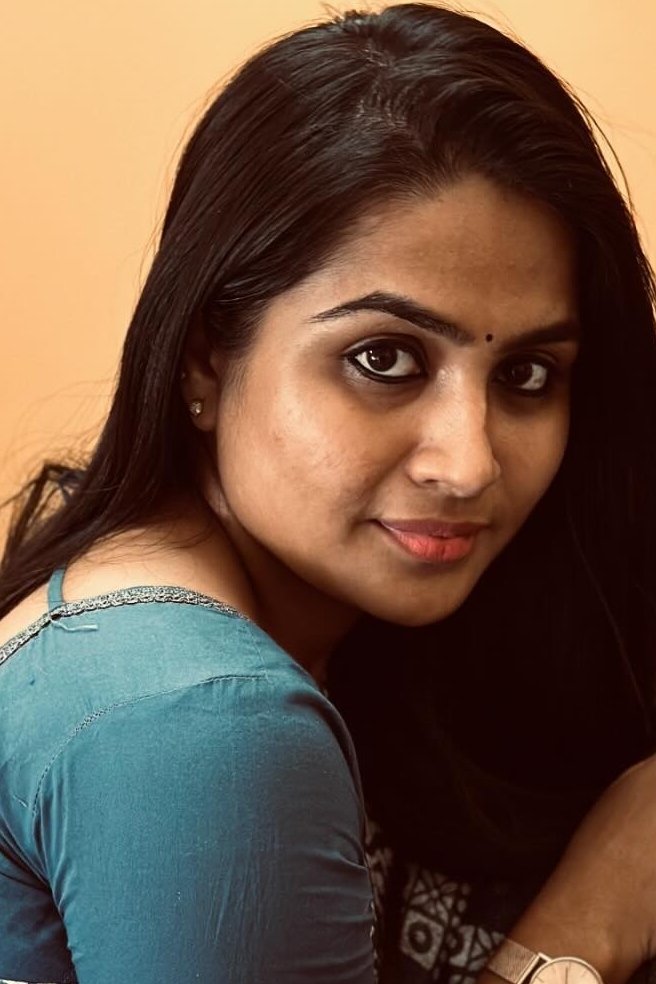 growwwithsp's tweet photo. #salmaarun sirakkadika asai vijay tv serial famous and very powerful antagonist in tv serial history...she nailed it with ease...any fans for her ?! https://t.co/5HLO2qwC3m