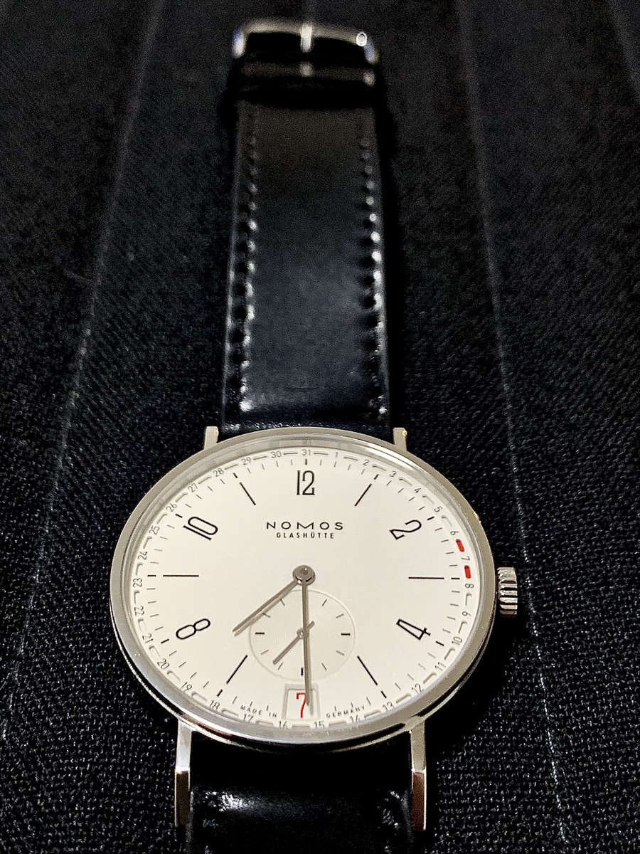 jun85364013's tweet photo. 今日のお供はこの子でした⌚️
コレクションの中で一番写真撮るのが難しいです😅
#MONOS https://t.co/31TecwGJXs