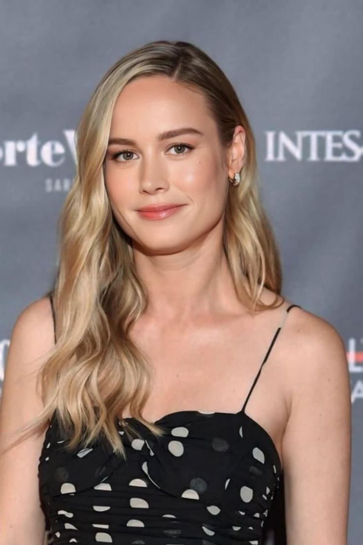 itsmyfeelingss_'s tweet photo. Brie Larson at 36... simply stunning https://t.co/EyJV8y4XQF