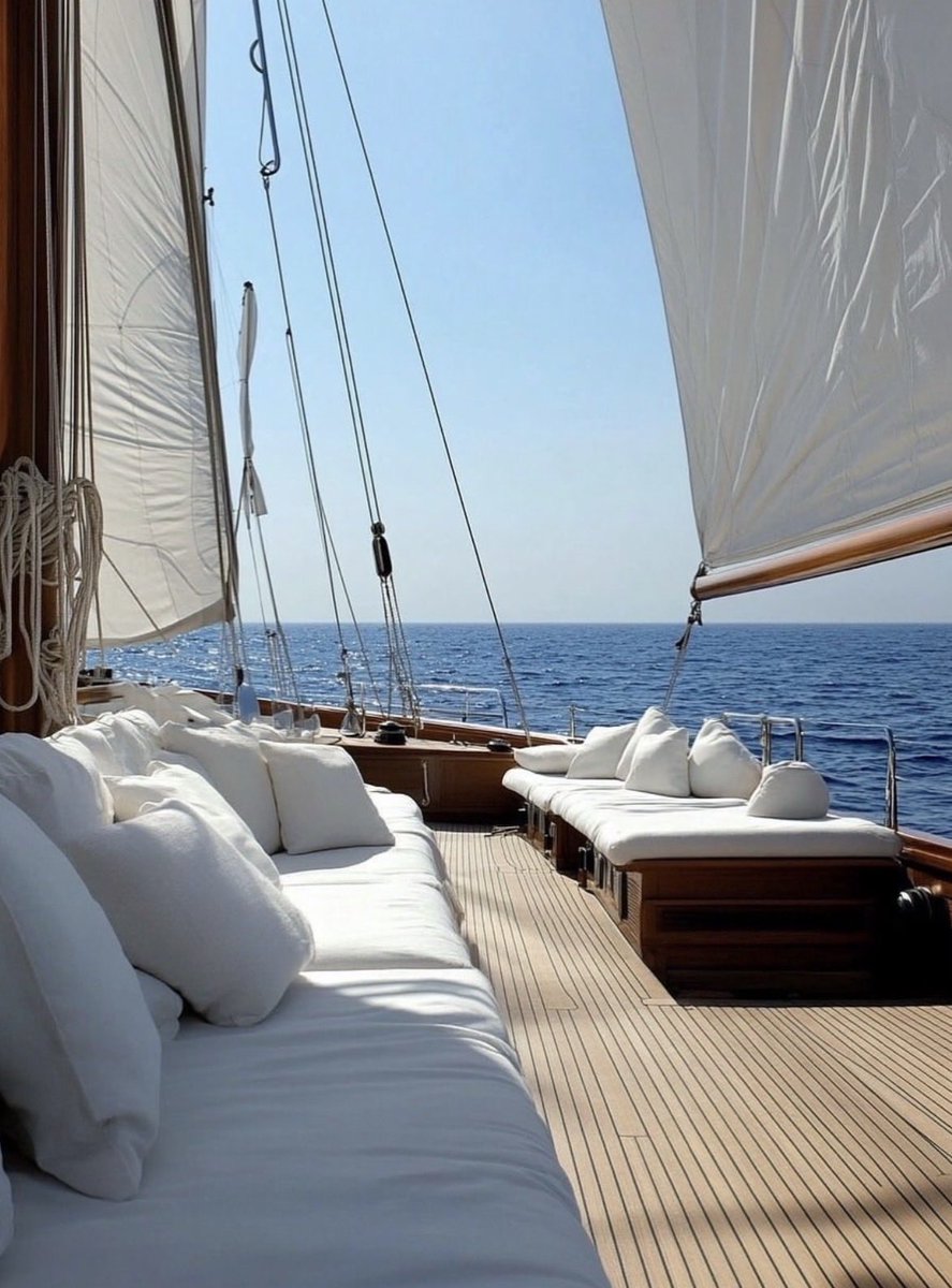 EvaLovesDesign's tweet photo. on the water https://t.co/vnhFjHsxHQ
