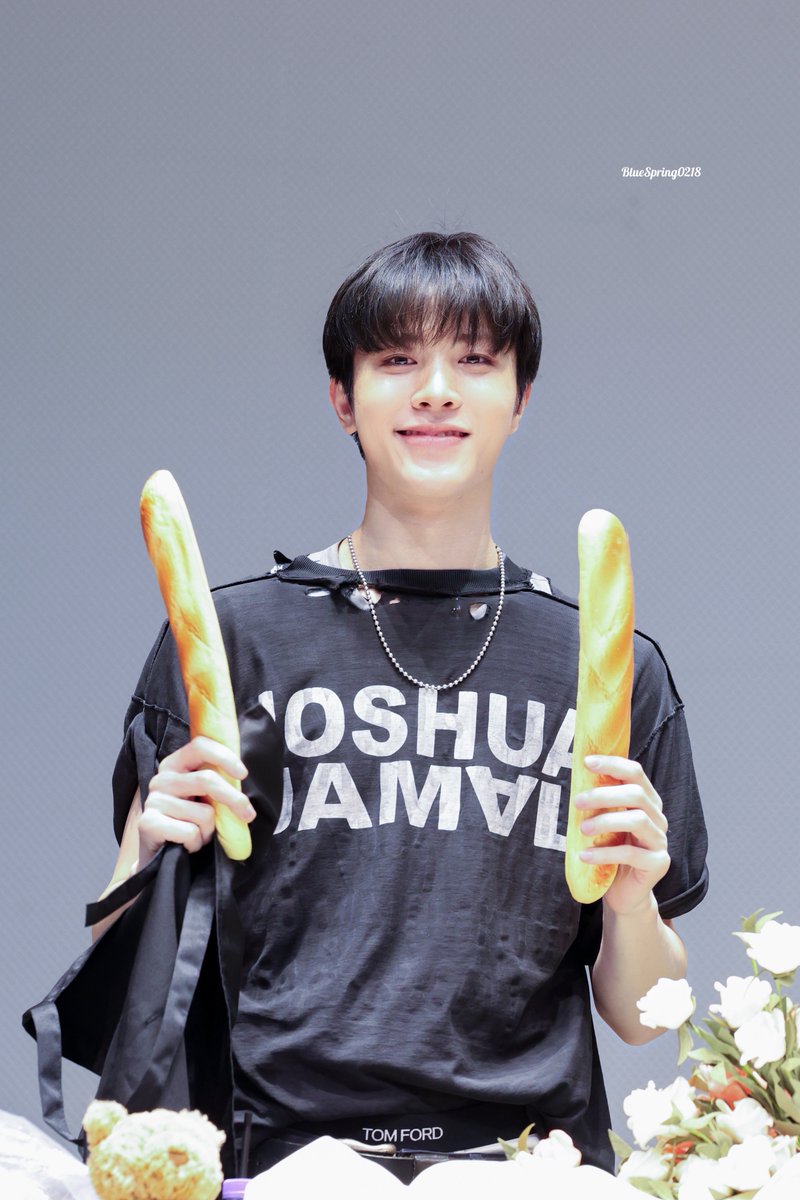 BlueSpring0218's tweet photo. 260607

🥖🥰🥖

#소정환 #SOJUNGHWAN https://t.co/dPTNtqCJJD