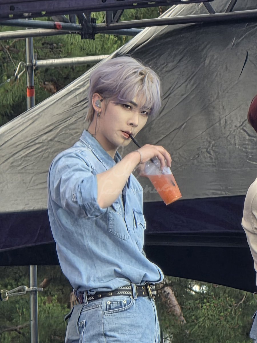 lexfanarchive's tweet photo. 260607 weverse con festival

rik unreal visuals

#and2ble #앤더블
#ricky #리키 https://t.co/lVqgS3tY15