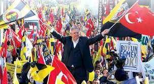 astrocaglar's tweet photo. Siz kumpas kurmayı çok iyi bilirsiniz ama biz de mücadele etmeyi çok iyi biliriz. Fenerbahçe taraftarı 2011'de olduğu gibi dimdik ayakta, sizinle mücadelemiz mezara girene kadar sürecek. Evlatlarını mücadele ruhuyla yetiştiren Fenerbahçeli kardeşlerime selam olsun.
@Fenerbahce
@bizimfbmiz
@hepimizinfbsi 

#Fenerbahçe
#AzizYıldırım
#BizimFenerbahçemiz
#HepimizinFenerbahçesi