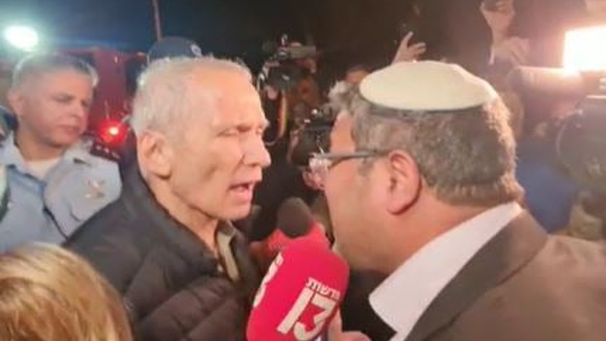 ruth_elbaz's tweet photo. בחלומי עמר בר לב מגיע לזירת הפיגוע היום וצועק על בן גביר "תתפטר" https://t.co/pty6utoOPx