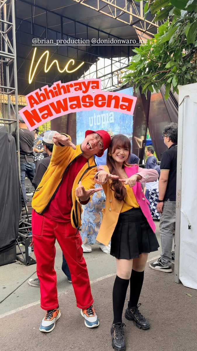 donwaro's tweet photo. keseruan hari ini 🎤🎤🎤🎤 https://t.co/1e0sr53vOQ