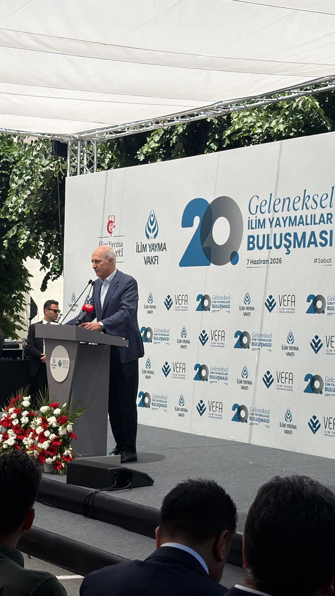 cihadyildirim's tweet photo. Türkiye Büyük Millet Meclisi Başkanımız Sayın @NumanKurtulmus ve İlim Yayma Vakfı Mütevelli Heyeti Başkanımız Sayın @bilalerdogan_TR’ın  teşrifleriyle düzenlenen 20. Geleneksel İlim Yaymalılar Buluşması, Mevlid ve Hatim Programı ile Vefa Yurdu Temel Atma Töreni’ne katıldık. https://t.co/jxSwU2O6nr