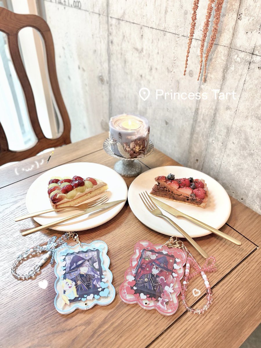 okt_JuneFlower's tweet photo. 𝐃𝐢𝐬𝐧𝐞𝐲 𝐒𝐭𝐨𝐫𝐞のトレカケースばちくそ可愛くてネ申✮*｡ﾟ https://t.co/gCBQzfyEGd