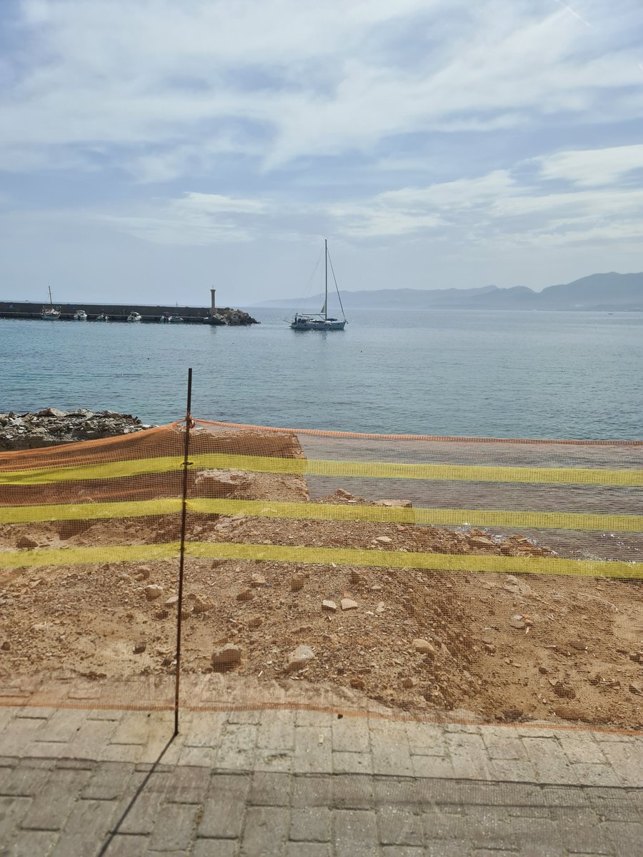 7Clicks's tweet photo. @basedbrickpush1 This was supposed to be finished last April, local Greeks say maybe in April 2030 https://t.co/MUARWNG670