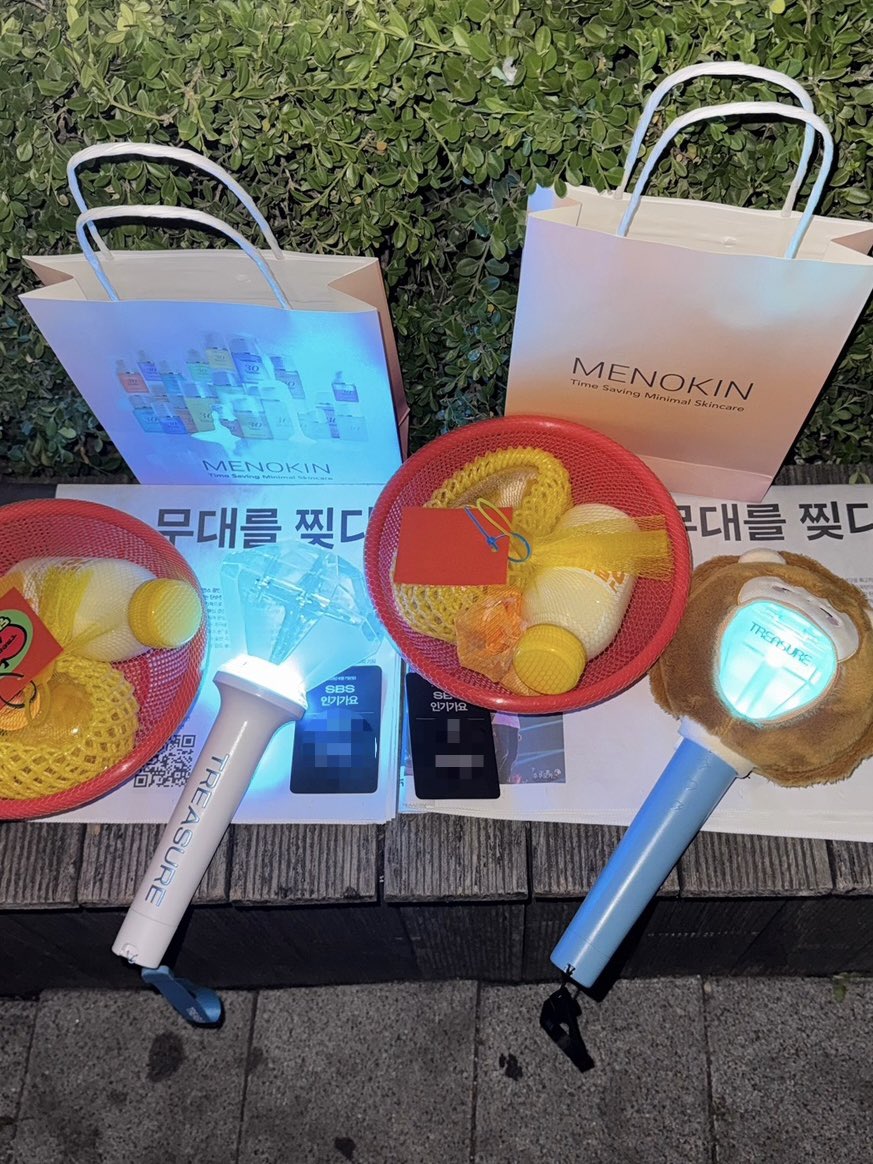 723luv_'s tweet photo. 👴🏻👵🏻👨🏻👩🏻
👕👚👔👚👧🏻👼🏻
👖👖👖👖👗👕🐕🐩 
우리가족모두재혁을응원해요 https://t.co/RvBplPs61b