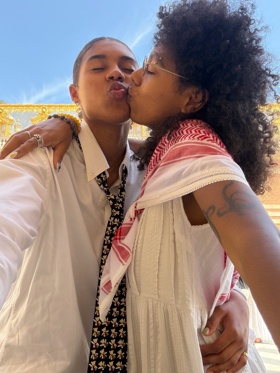 captaindya's tweet photo. My woman, my woman, my woman! 👩🏽‍❤️‍💋‍👩🏽 https://t.co/1J15cOcgmG