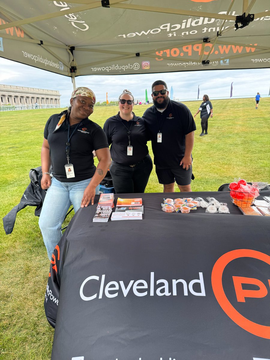 clepublicpower's tweet photo. Cleveland Public Power was proud to be part of #PrideInTheCLE this weekend! 🏳️‍🌈

Our team had a great time making connections with residents and celebrating our incredible LGBTQ+ community.

Thanks to everyone who stopped by our booth! https://t.co/ZptKyOcHMO
