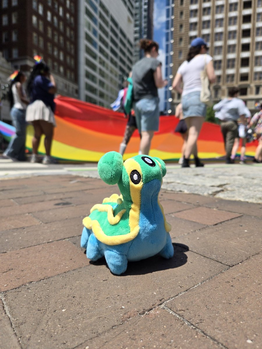 itswhimszy's tweet photo. gaystrodon out at philly pride https://t.co/X039aKMQuN