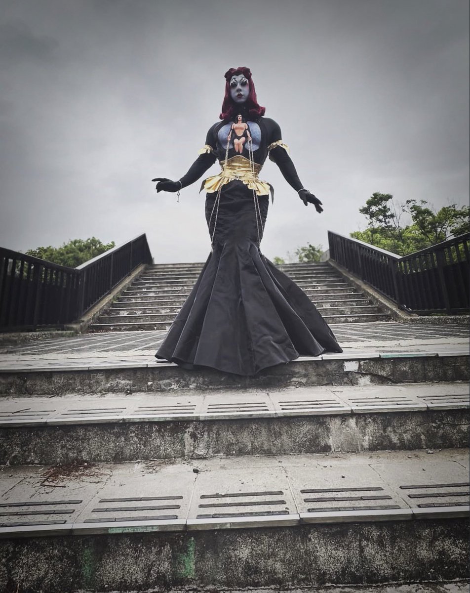 Drag_Crave's tweet photo. Lina Galore looks otherworldly in Shibuya, Tokyo, Japan. https://t.co/xFq1t8I2bB