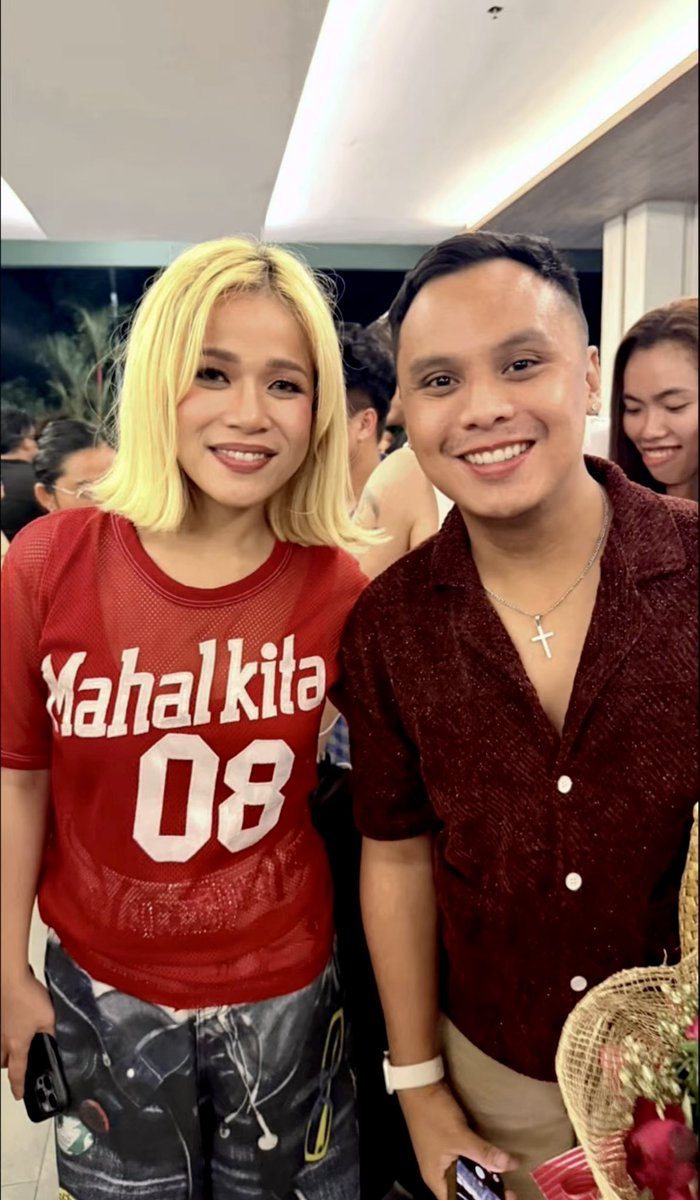 imkingfelix's tweet photo. God knows how proud I am seeing you in a big stadium where a lot of people is cheering for you
Know na ilalaban at susuportahan kita nang buong buo habang buhay.
Salamat po sa oras na nakasama na namin ulit ๐ซ
#klarissedeguzman #biritqueen #asapxp #philippines #fyp https://t.co/CQso2Q6fR4