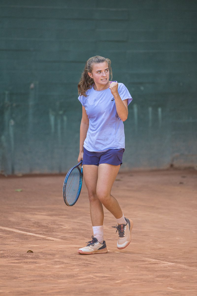 tomistx's tweet photo. El último tweet de la cuenta debe ser de una tenista que posiblemente no conocías en un torneo que seguro no sabías que se estaba jugando.

Por última vez en este medio:

🇦🇷 Valentina Bruno
Ganando en el super tiebreak por primera ronda de qualy en el W15 Madrid. https://t.co/3aTUzWpeBP