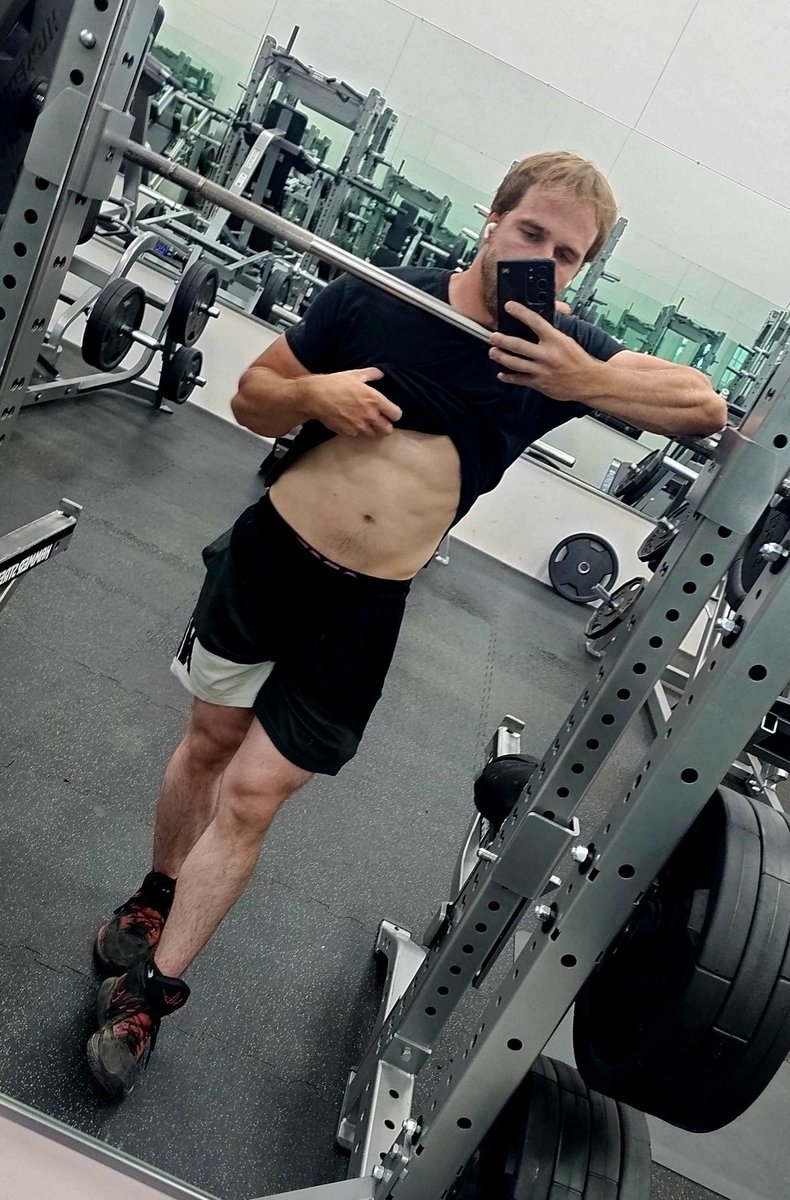 MrMind199's tweet photo. Been lacking motivation lately to film more content! So im deciding to give out 50 free membership to see if that'll help motivate me! RT and share the love! Love you all!! 
https://t.co/KrKFvh083m https://t.co/sasTXAxuwj