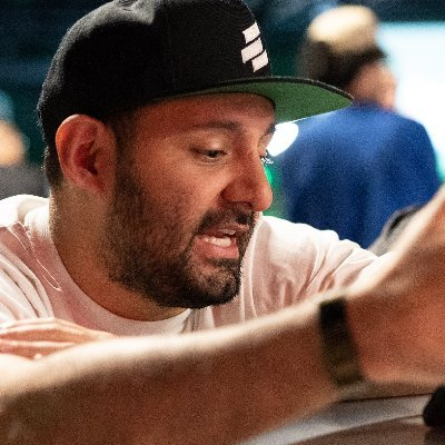 norpbot's tweet photo. @GlobalEsportsIn im ded, didn't even want to walk out. DRX own you for sure. https://t.co/D3gA8kta8S
