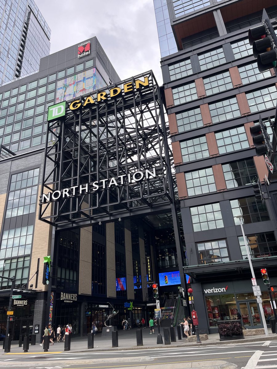 Collector_09's tweet photo. テンション上がっております😊

#TDGarden https://t.co/zKaDzegfU1