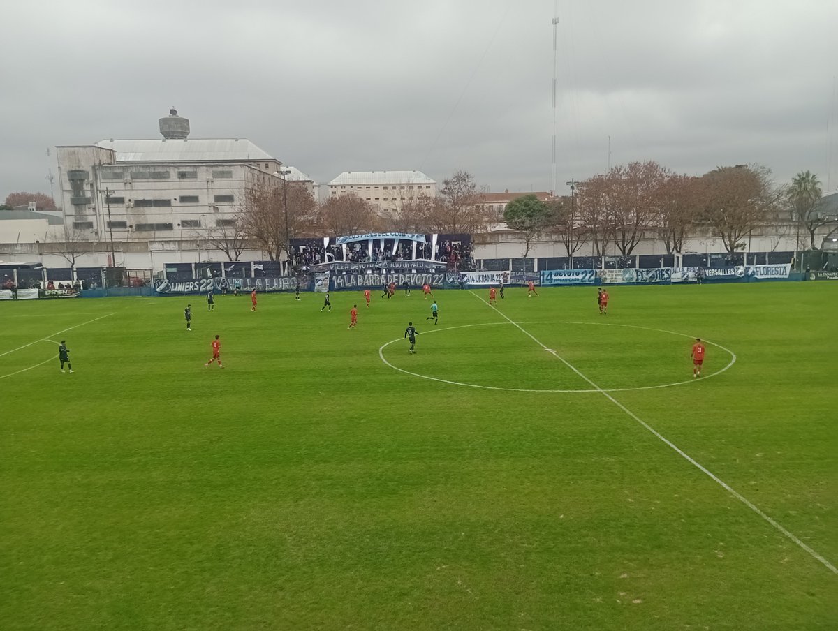 julimenendezdep's tweet photo. Empezó el partido entre #GeneralLamadrid y #Luján. @pasecontrolgol https://t.co/Ws5aya3Zjm