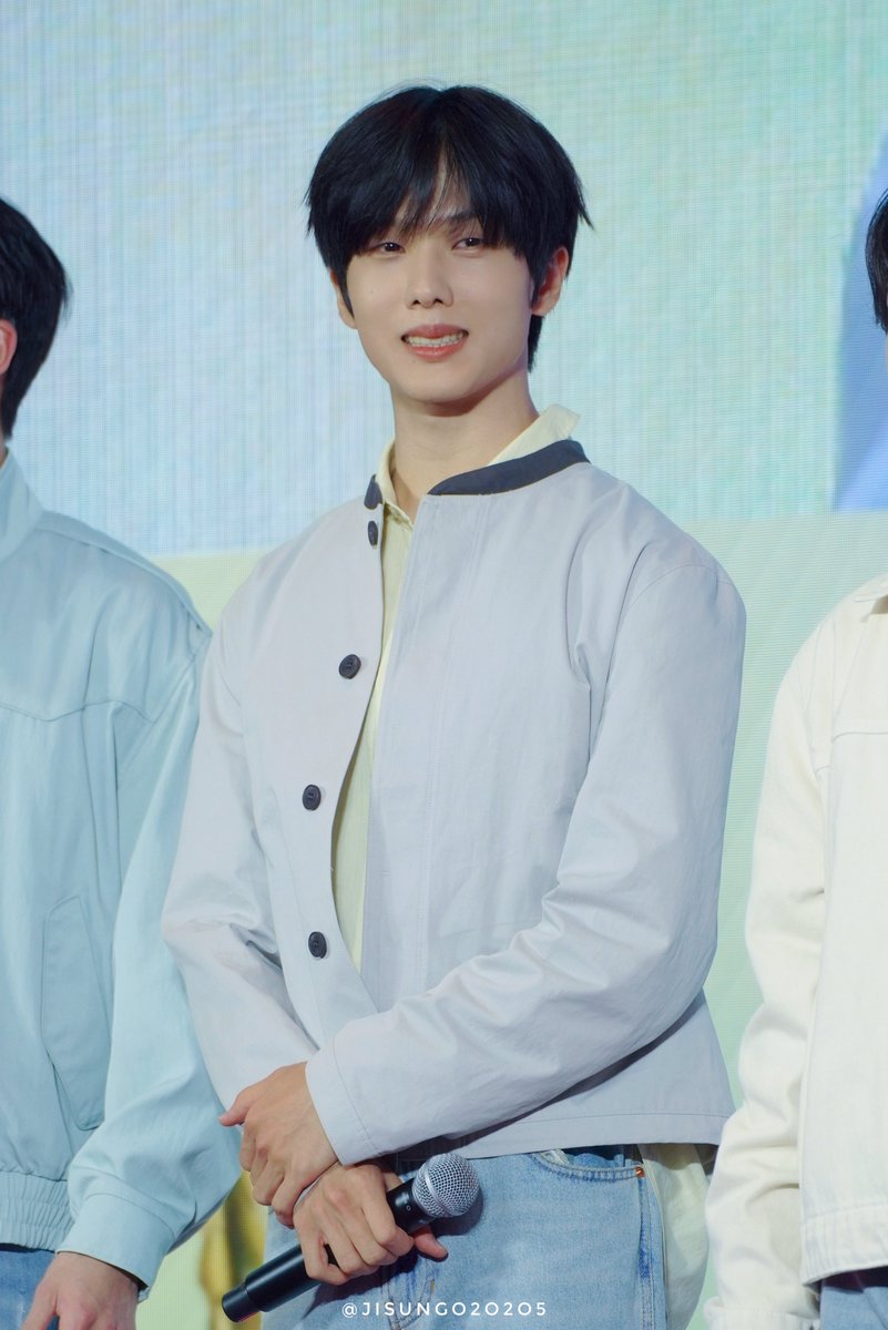 JISUNGO2O2O5's tweet photo. 260605 SISOD PRESS CON
넝지성~~👀💙💙
#지성 #JISUNG
#엔시티드림 #NCTDREAM 
#SISODLOVEANDDREAMMISSION #SISODRicemilkxNCTDREAM https://t.co/PFRB20fLCQ