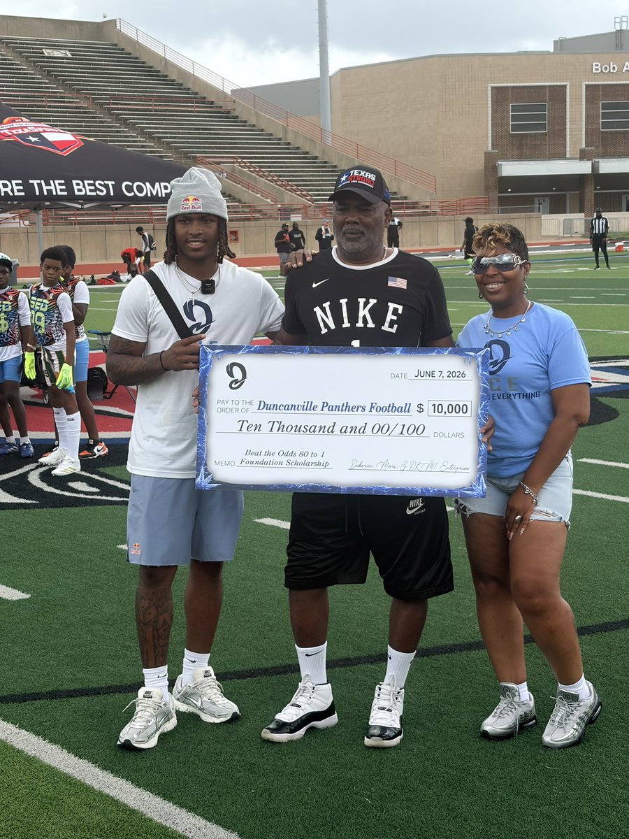 PanthersSports's tweet photo. Thank you @Duncanville_FB @Duncanville_TF @DuncanvilleISD Alum @thereal_kori2x  The I.C.E. 7v7 Tournament for your donation and everything you have done for our community https://t.co/Fcb6gqbv0a